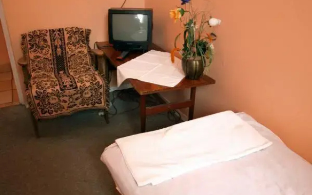 Hotelik nad Stawem
