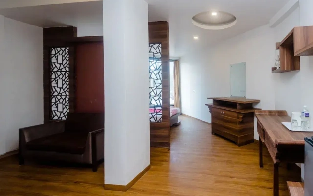 OYO 5699 Hotel Monarch Boutique
