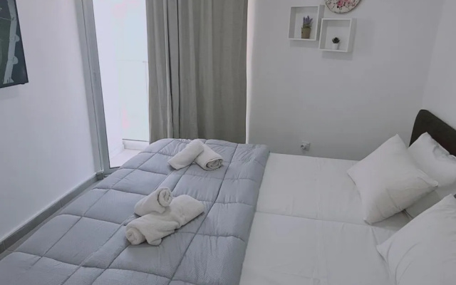 100 AN - Napa Living 20