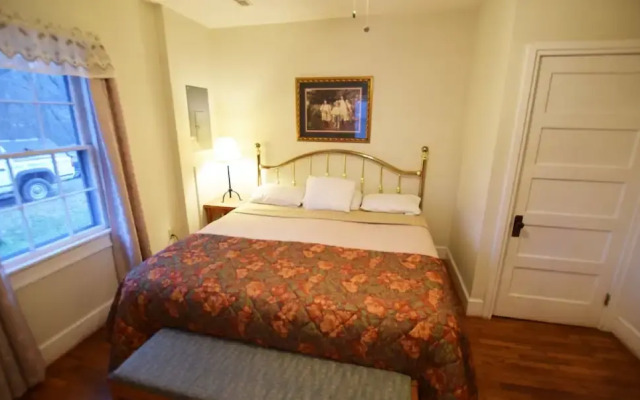 Graves Mountain Farm & Lodges