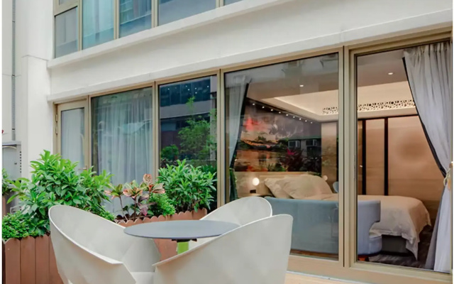 Oasis Avenue – A GDH Hotel