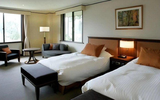 Hotel de Yama, Hakone Lake Side
