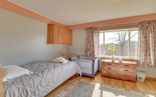 Near Saugatuck Dunes: Pet-friendly Home w/ Grill