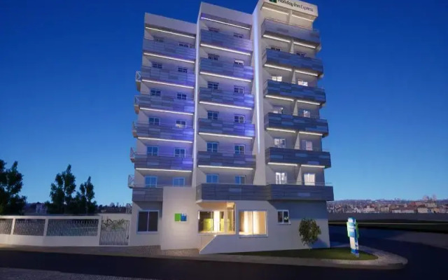 Holiday Inn Express & Suites Portimao by IHG
