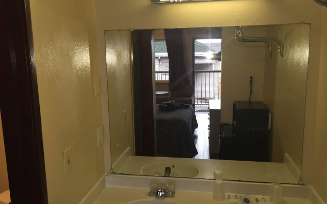 Bayview Motel
