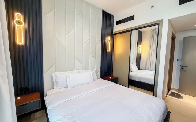 Luxury 1BR 2 Baths JVC