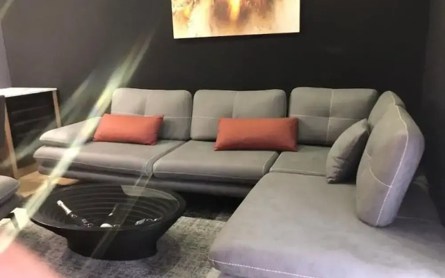 Tirent Apartment Komuna Parisit 1