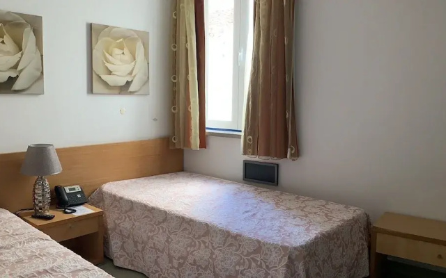 WEAA Hotel