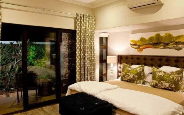 Boulevard 44 Boutique Hotel