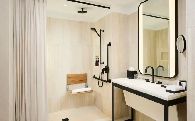 The Pearle Hotel & Spa, Autograph Collection