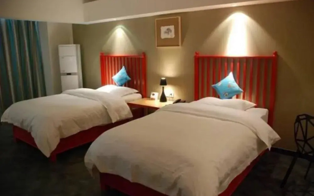 Yijia Room (Weifang Station)