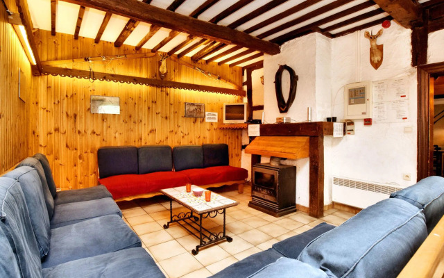 Vibrant Holiday Home in Durbuy with Garden