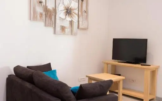Grand studio à la nuitée