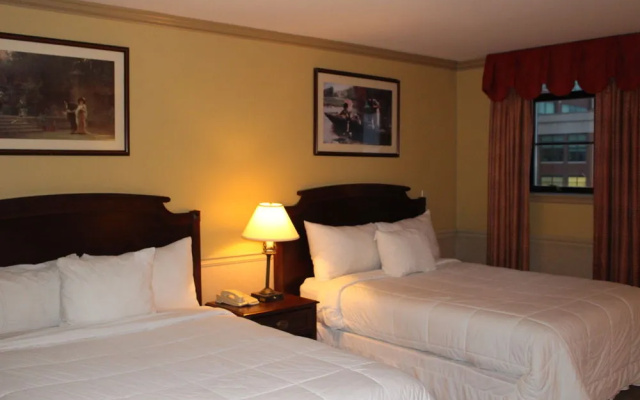 Roberts Riverwalk Hotel & Residence, Detroit