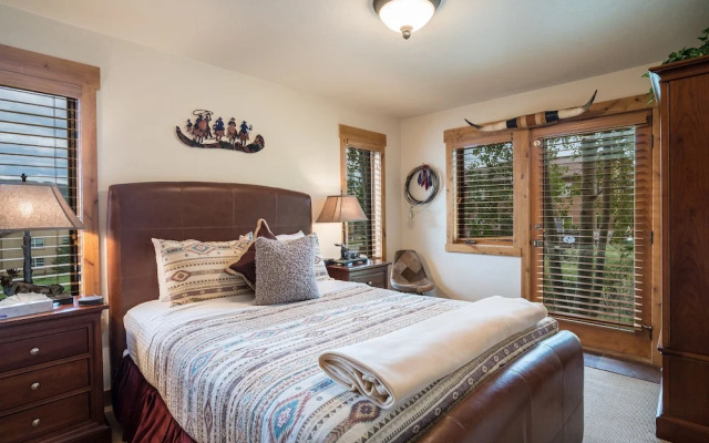 Alpine Vista 6 4 Bedroom Townhouse by RedAwning