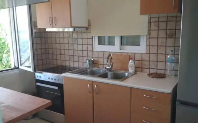 Six Blossoms 2 bedroom apartment !