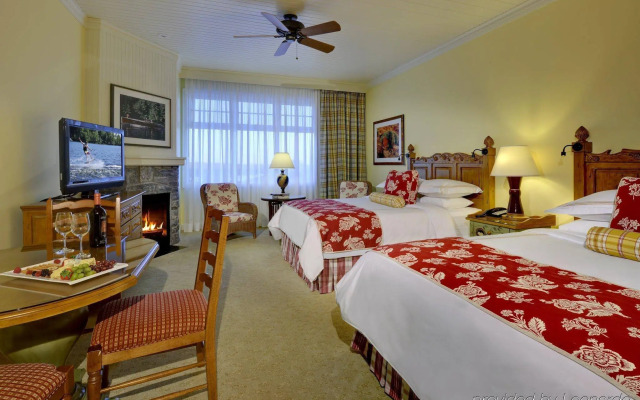 JW Marriott The Rosseau Muskoka Resort & Spa