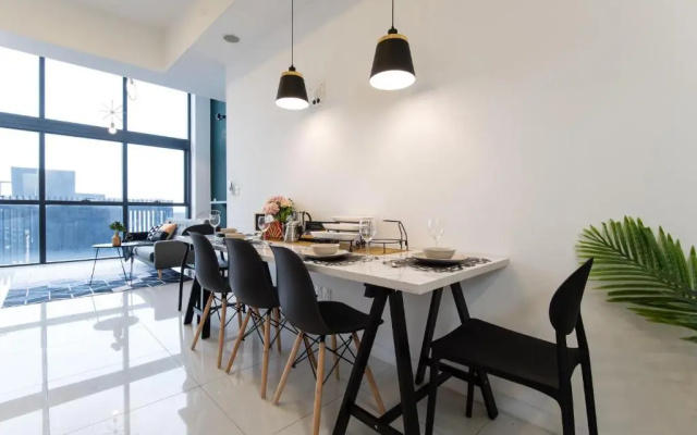 PROMO!Emerald Green Stylist Duplex 8min to Sunway