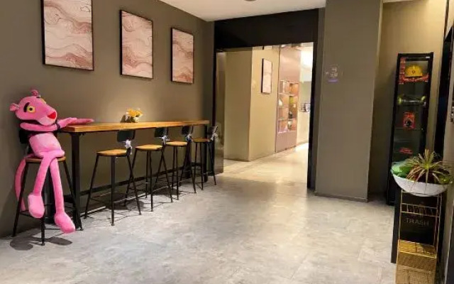 Motel 168 (Xingzhong Road, Lihe Plaza, Zhongshan)