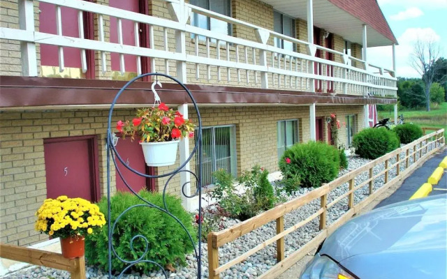 Country Meadow inn