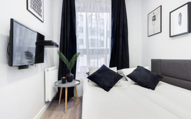 Modern apartment close to the Old Town