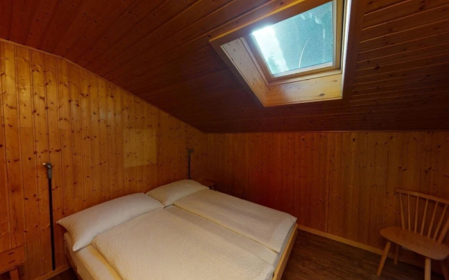 Chalet Waldchutz - 2 Stock Lenk