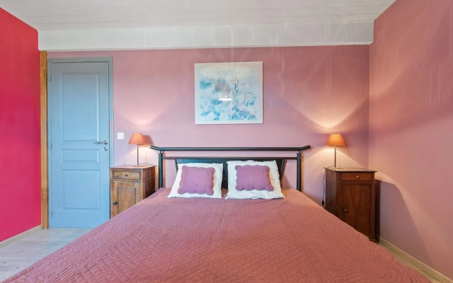 Holiday Home Saint-Beauzire near Pauillac Castle