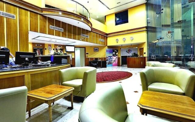 Отель Upscale Suite With Pool And Wellness 1 Bedroom Apts ОАЭ, Дубай - отзывы, цены и фото номеров - забронировать отель Upscale Suite With Pool And Wellness 1 Bedroom Apts онлайн интерьер отеля