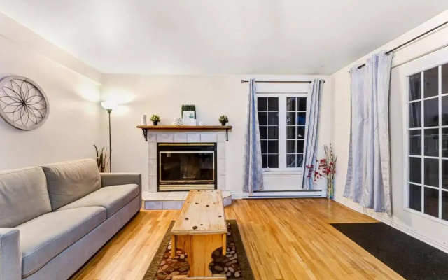Beautiful 2 Bedroom Chalet