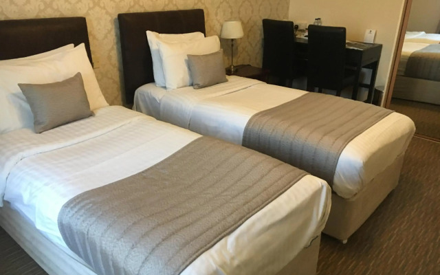 Normanton Park Hotel, BW Signature Collection