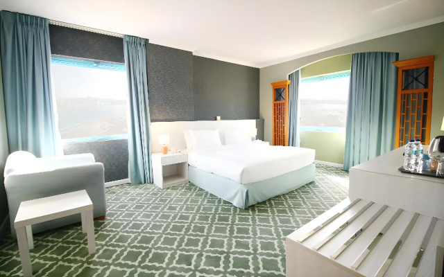 Отель The George Hotel