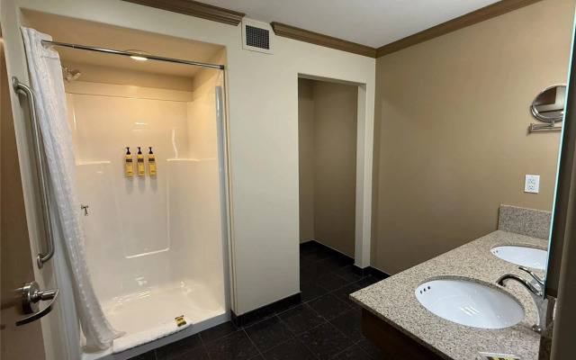 Best Western Plus Camrose Resort Casino