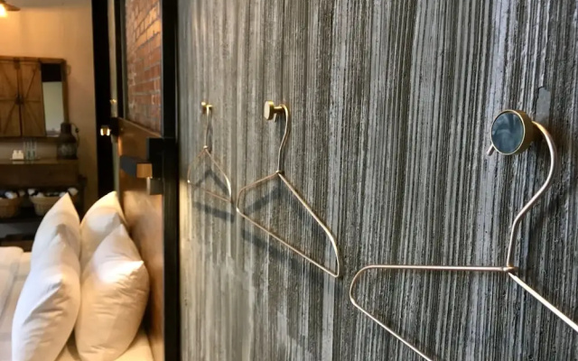 28 The Loft