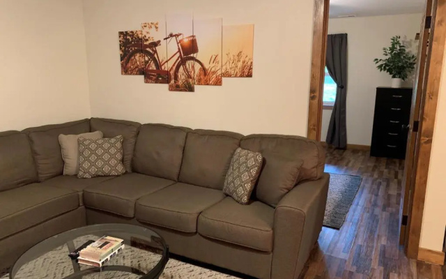 Trailhead Suites