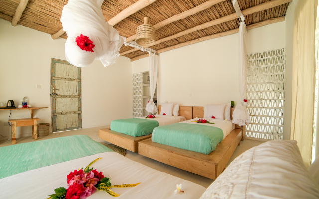 Zanbluu Beach Hotel