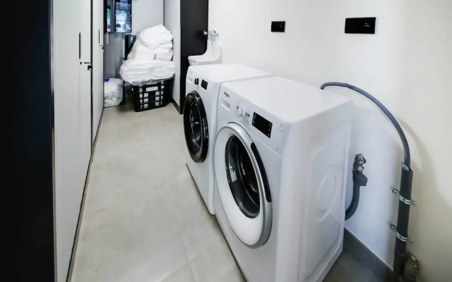 Comfort Near Historic Huy