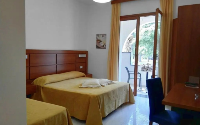 Villaggio Turistico La Mantinera Apartments