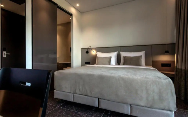 ACRO Upscale Residences