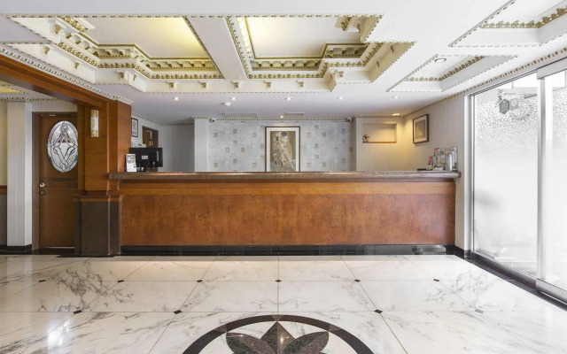 Wing Hotel