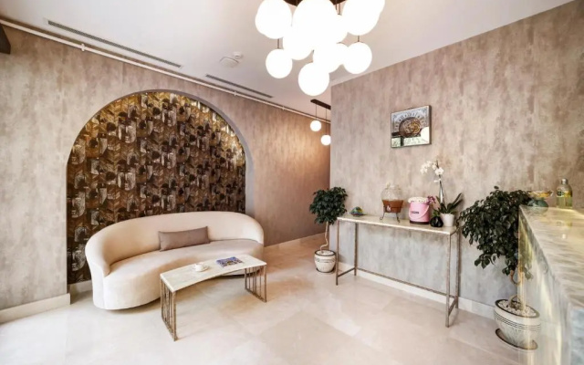 The Pearl Suites
