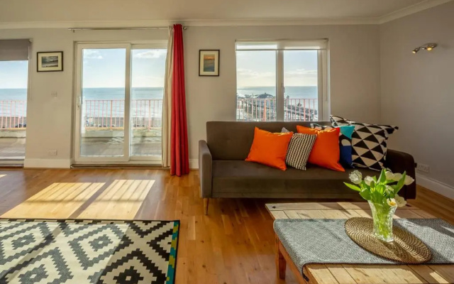 Pier Court Apartments Brighton