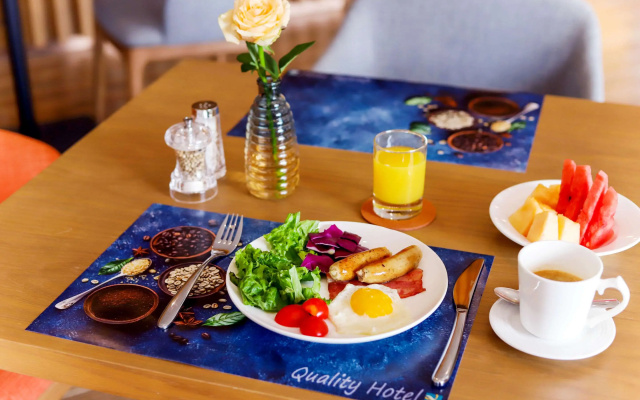 Quality Hotel Zhangye