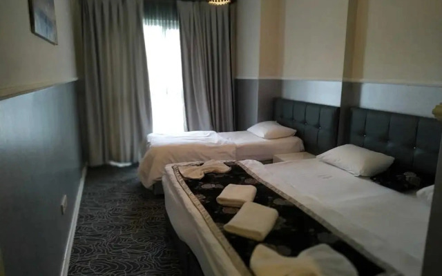 Gold Suite