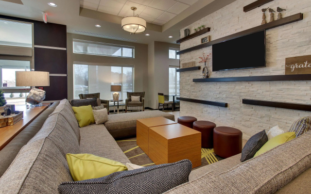 Drury Inn & Suites Cleveland Beachwood