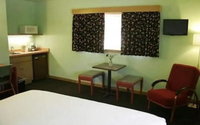 Holiday Music Motel