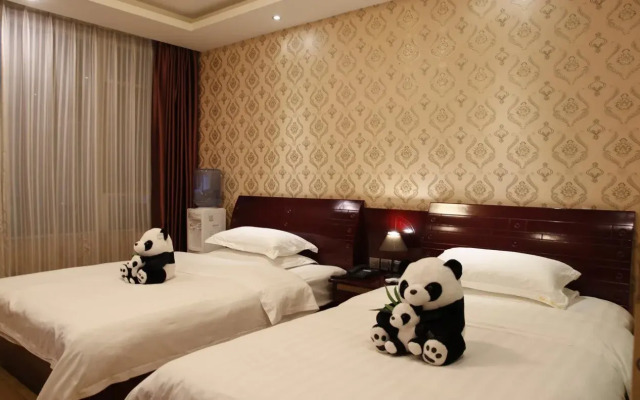 Happy Hotel