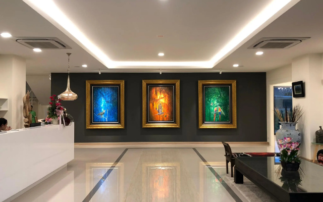 Porestva Hotel Sriracha