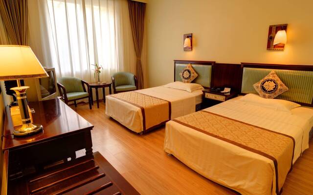 Beijing Sichuan Dragon Garden Hotel комната для гостей
