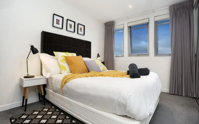 Essendon Sub-Penthouse on Napier
