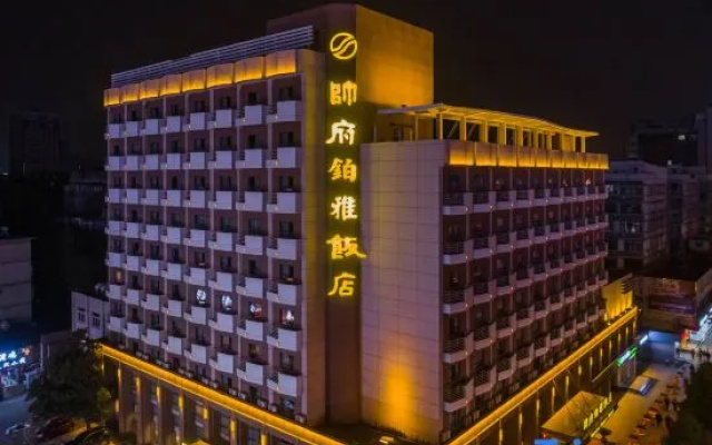 Marshal Palace Hotel